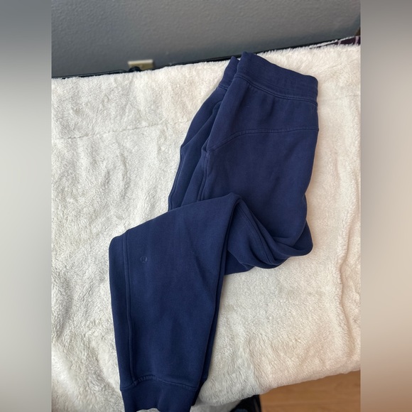Lululemon scuba jogger sweatpants - Picture 1 of 3